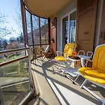 Grand Balcon Panoramique ,vue Alpes ,famille Leysin