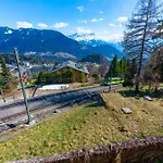 Grand Balcon Panoramique ,vue Alpes ,famille