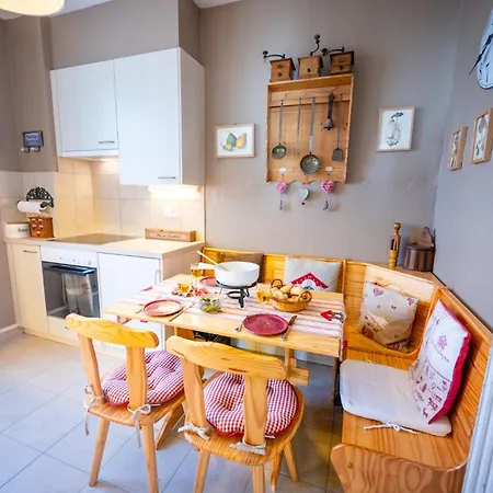 Grand Balcon Panoramique ,vue Alpes ,famille * Leysin