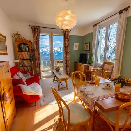 Grand Balcon Panoramique ,vue Alpes ,famille * Leysin