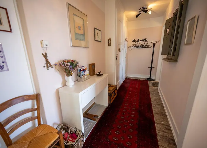 Grand Balcon Panoramique ,vue Alpes ,famille Apartamento *