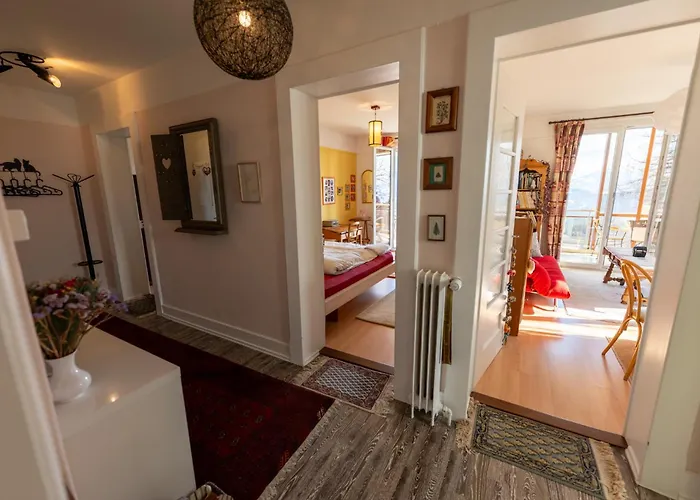 Grand Balcon Panoramique ,vue Alpes ,famille Apartment