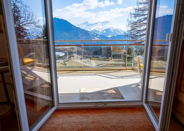 Grand Balcon Panoramique ,vue Alpes ,famille Apartment Leysin