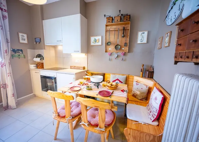 Grand Balcon Panoramique ,vue Alpes ,famille * Leysin