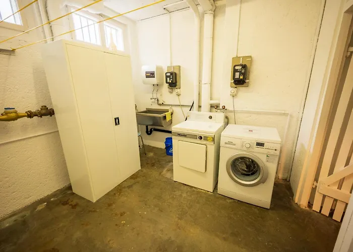 Grand Balcon Panoramique ,vue Alpes ,famille * Leysin