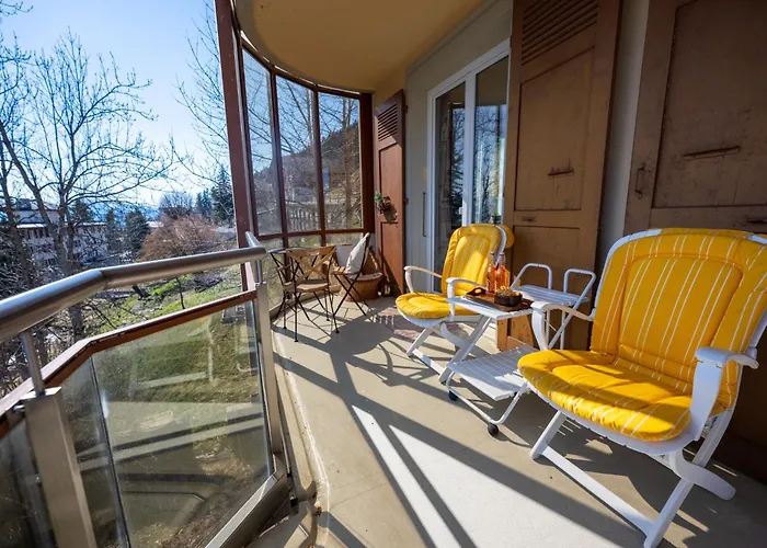 Grand Balcon Panoramique ,vue Alpes ,famille Leysin