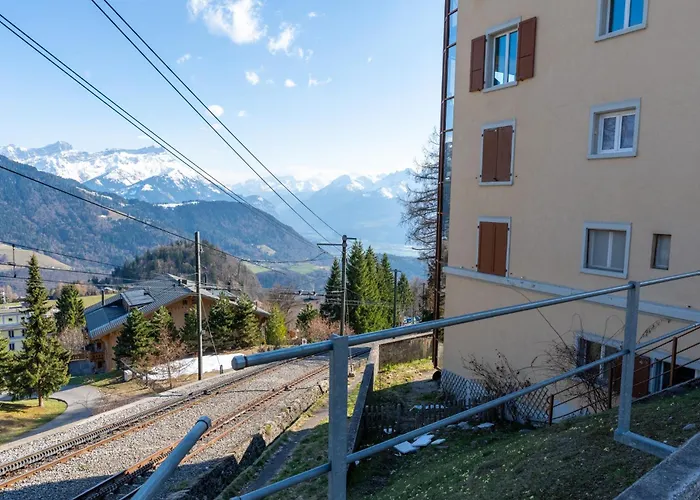 Grand Balcon Panoramique ,vue Alpes ,famille *
